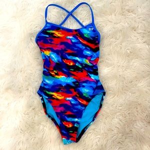 TYR brand size 32 cross back swimsuit
